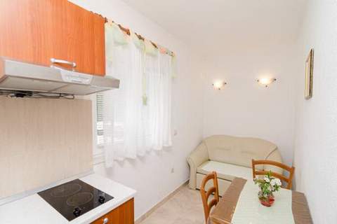 Apartments Skurla - One Bedroom Apartment with Terrace ( A3 ) - Ferienunterkunft in Saplunara (3 Personen)