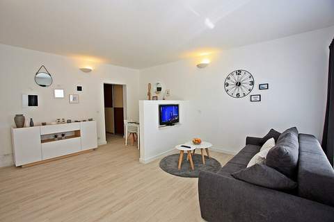 Apartments Tomy - One Bedroom Apartment with Balcony and Sea view (Apartment 1) - Ferienunterkunft in Sutivan (4 Personen)