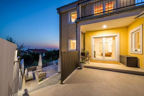 Villa Zaza - Ferienunterkunft in Rojci (6 Personen)