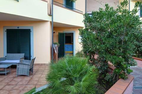 Residence I Mirti Bianchi Santa Teresa Gallura - Type Trilo 6 - Ferienunterkunft in Santa Teresa Gallura (6 Personen)