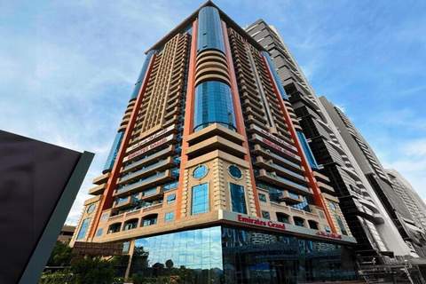 Luxury King Room by Sunday Emirates Grand Hotel - Ferienunterkunft in Dubai (2 Personen)