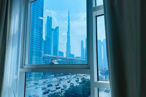 Club King Burj View of Sunday Emirates Grand Hotel - Ferienunterkunft in Dubai (2 Personen)