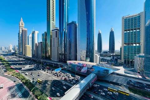 Grand Suite Sunday Emirates Grand Hotel Near DIFC - Ferienunterkunft in Dubai (2 Personen)