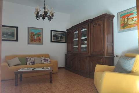 Villa Mario - Ferienunterkunft in Camaiore (8 Personen)