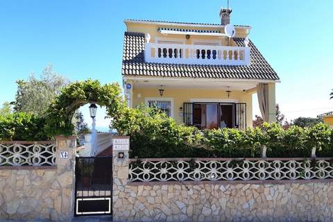 Julia - Ferienunterkunft in Lloret de Mar (8 Personen)