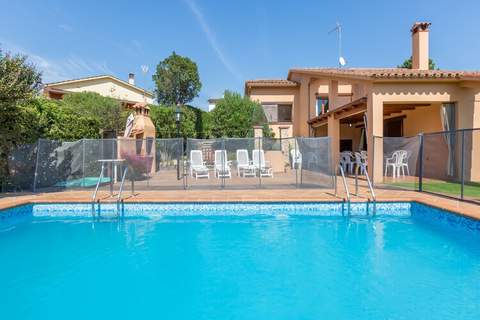 Cipresos 12pax - Ferienunterkunft in Vidreres (12 Personen)