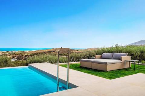 Villa Kamelia with pool - Ferienunterkunft in Heraklion (4 Personen)
