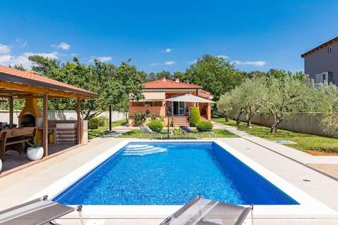 Holiday Home Dolinka with Private Pool - Ferienunterkunft in Pula (6 Personen)