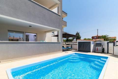 Pool Apartment Sax with Sea View (Private Pool) - Ferienunterkunft in Medulin (4 Personen)