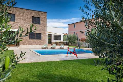 Villa Gigetto with Private Pool and Big Garden - Ferienunterkunft in Medulin (8 Personen)