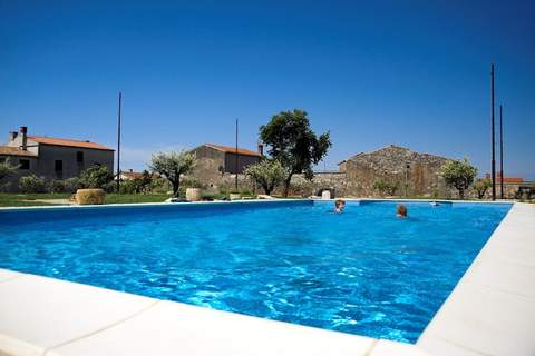 Marceta Apartment 4 - Pool and Big Garden - Ferienunterkunft in Fazana (4 Personen)