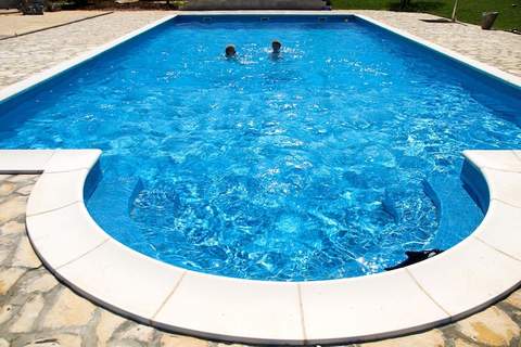 Lovely Apartment Marceta with Shared Pool (2) - Ferienunterkunft in Fazana (4 Personen)