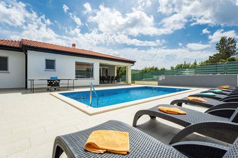 Holiday Home Greta with Private Pool - Ferienunterkunft in Salakovci (8 Personen)
