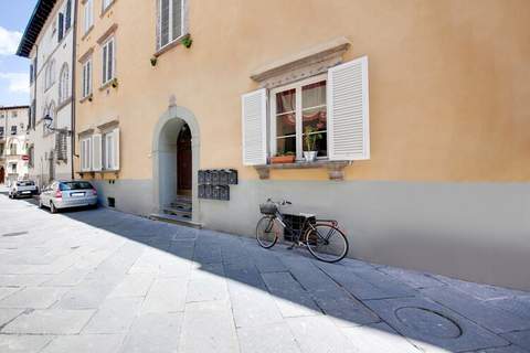 Aida - Ferienunterkunft in Lucca (4 Personen)