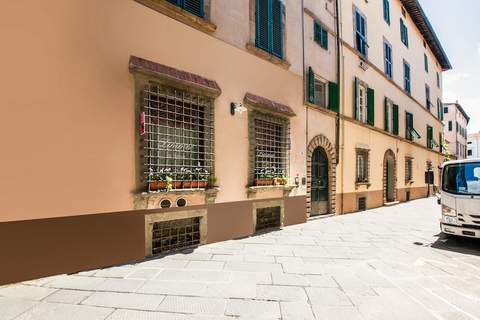 Gaia Gala - Ferienunterkunft in Lucca (4 Personen)