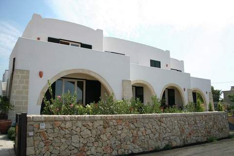 Quattro Colonne Uno con Piscina - Ferienunterkunft in Nardo (4 Personen)