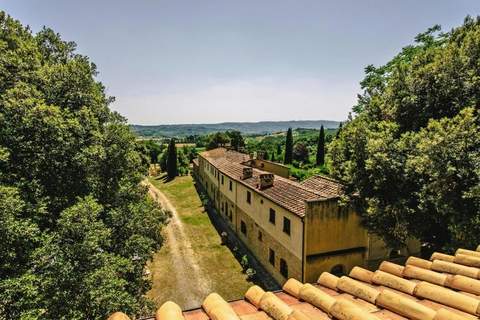 Agri-tourism Tenuta Quarrata, Santo Pietro Belvedere-bilo - Ferienunterkunft in Santo Pietro Belvedere (4 Personen)