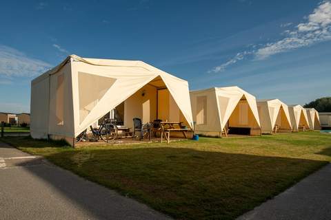 Resort Beachside 5 - Ferienunterkunft in Blankenberge (4 Personen)