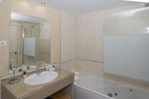 Golf Deluxe - Ferienunterkunft in Cadiz (4 Personen)