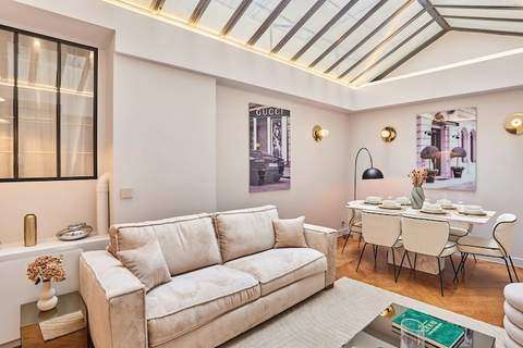 PONTHIEU 2 - Ferienunterkunft in Paris (6 Personen)
