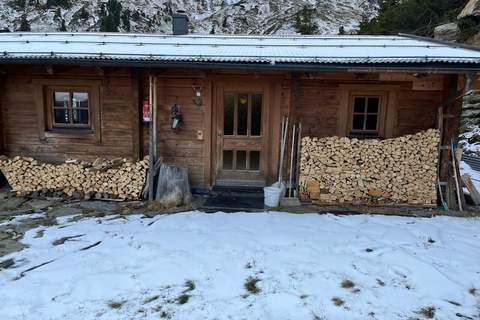 Edelweisshütte - Ferienunterkunft in Bramberg am Wildkogel (6 Personen)