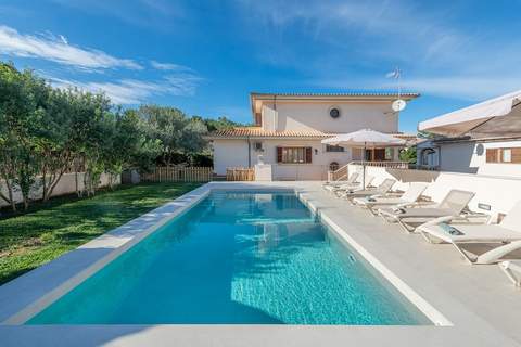 Calma - Ferienunterkunft in Son Serra De Marina, Illes Balears (8 Personen)