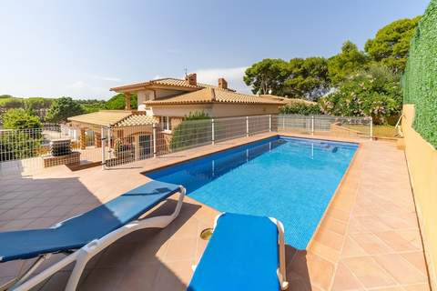 Eugenia - Ferienunterkunft in L Escala (8 Personen)