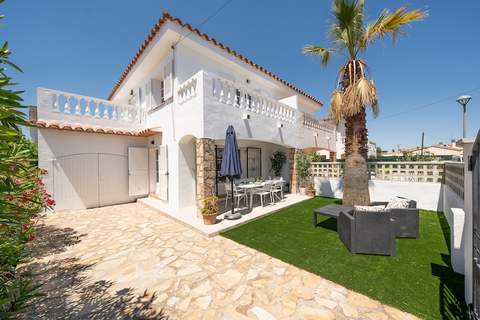Julieta - Ferienunterkunft in L Escala (6 Personen)