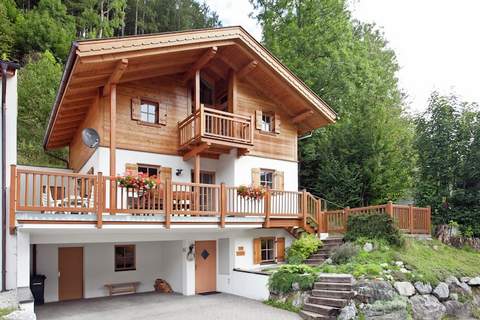 Chalets im Wald - Ferienunterkunft in Wald im Pingzau (12 Personen)