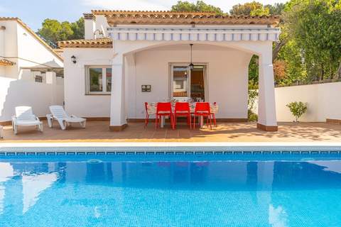 Odri - Ferienunterkunft in L Escala (8 Personen)