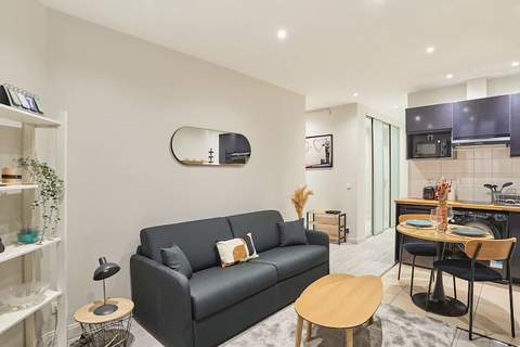 CUSTINE - Ferienunterkunft in Paris (2 Personen)