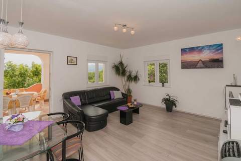 Apartment Lavanda - Four Bedroom Apartment with Hot tub and Terrace - Ferienunterkunft in Opatija (8 Personen)
