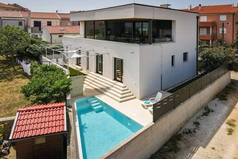 Villa Olala - Private Pool, Jacuzzi, Terrace with - Ferienunterkunft in Premantura (6 Personen)