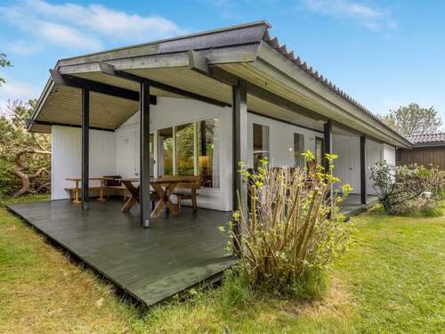 Ferienhaus Rikkart - 400m from the sea