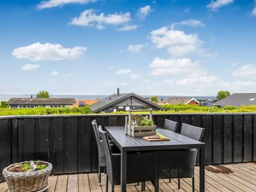 Ferienhaus Fraja - 300m from the sea