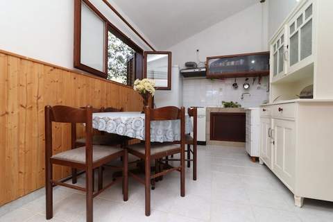 Holiday House Danica - Two Bedroom Holiday Home with Terrace and Sea View - Ferienunterkunft in Vela Luka (5 Personen)