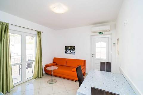 Villa Samba - Two Bedroom Apartment with Balcony and Sea View - Ferienunterkunft in Mlini (4 Personen)