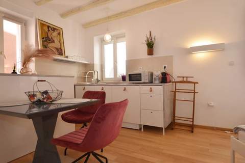 Modern and Cozy Rovinj Old Town Apartments - Classic Studio Apartment (owner Lavanda) - Ferienunterkunft in Rovinj (2 Personen)