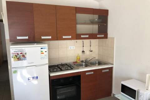 Apartmani Villa Borzic - One Bedroom Apartment with Terarce and Sea View 4 - Ferienunterkunft in Omis (5 Personen)