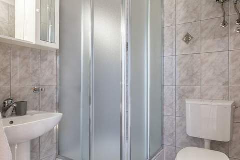 Adriatic Island Sea View Apartments - One Bedroom Apartment with Terrace and Sea View (A3) - Ferienunterkunft in Bol (2 Personen)