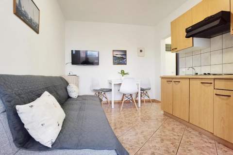 Villa Sanja -  One Bedroom Apartment with Balcony and Sea View 1 - Ferienunterkunft in Vodice (3 Personen)