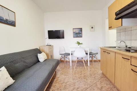 Villa Sanja - One Bedroom Apartment 7 - Ferienunterkunft in Vodice (3 Personen)