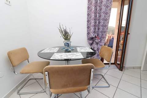 Fancy Apartments Marco - Superior Studio Apartment with Terrace 4 a - Ferienunterkunft in Vela Luka (3 Personen)