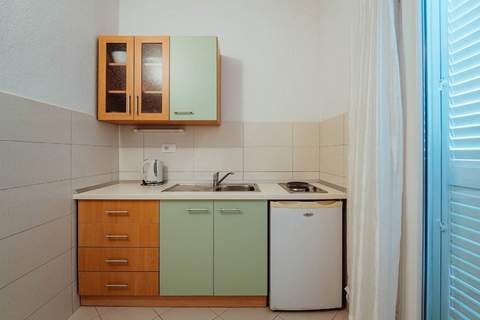 Apartments Pezo - Studio Apartment ( Tina 5 ) - Ferienunterkunft in Baska Voda (2 Personen)