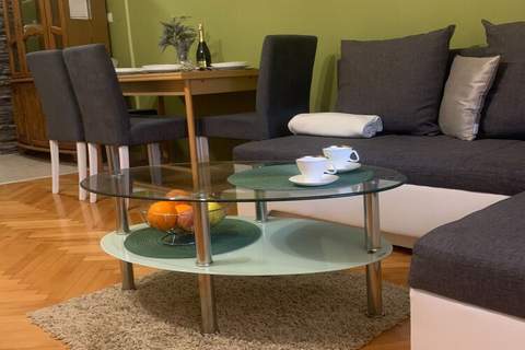 Villa Julia - One Bedroom Apartment 4 - Ferienunterkunft in Biograd na Moru (2 Personen)