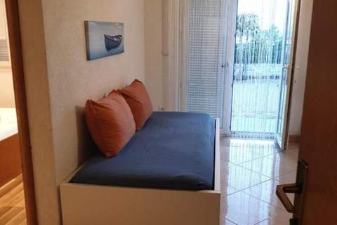 Apartments Katija - One Bedroom Apartment 7 - Ferienunterkunft in Baska Voda (3 Personen)