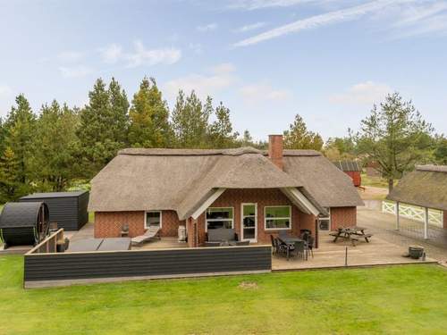 Ferienhaus Rietrikki - 2.4km from the sea