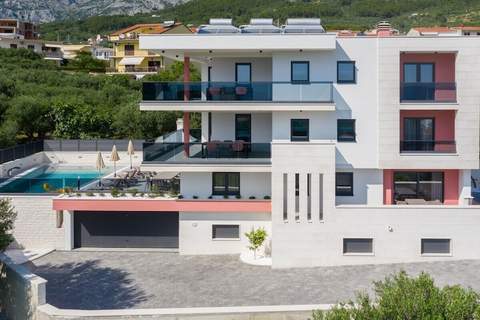 Ferienunterkunft in Makarska (8 Personen)