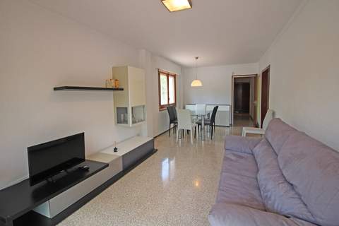 8001-SANT MORI 16 1º 11 - Ferienunterkunft in Empuriabrava (5 Personen)