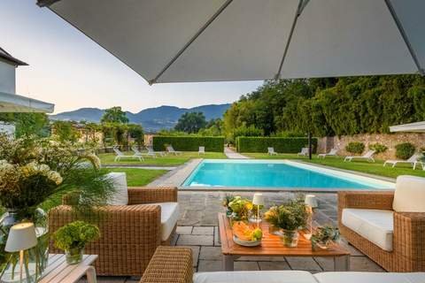Villa Antica - Ferienunterkunft in Capannori (20 Personen)